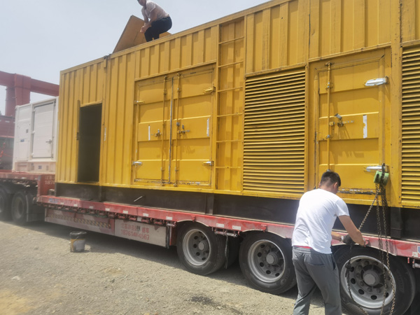 桂平发电机出租100KW发电机需要什么规格的电缆线？
